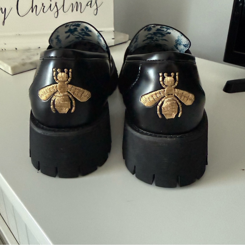 Gucci Shoes - Picture 2 of 4